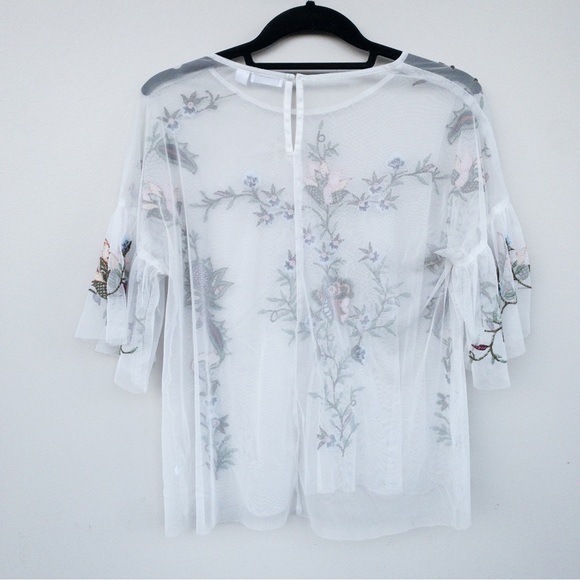 RIPE White Mesh Embroidered Top - Picture 3 of 6